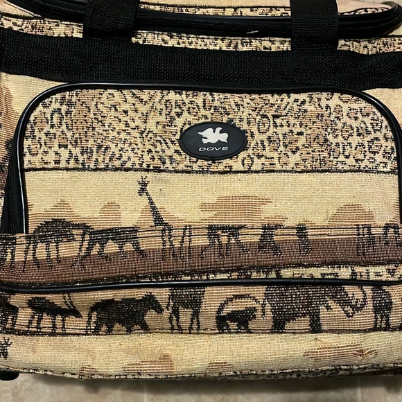 Dove tapestry Safari pattern travel tote - Picture 2 of 10